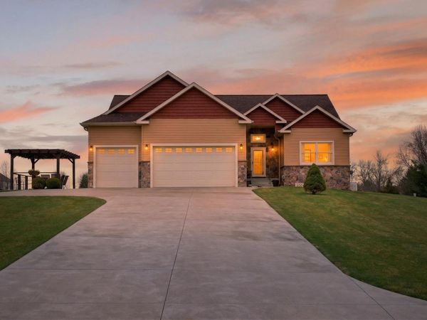 10037 Whitetail Lane, Jackson, MI 49201