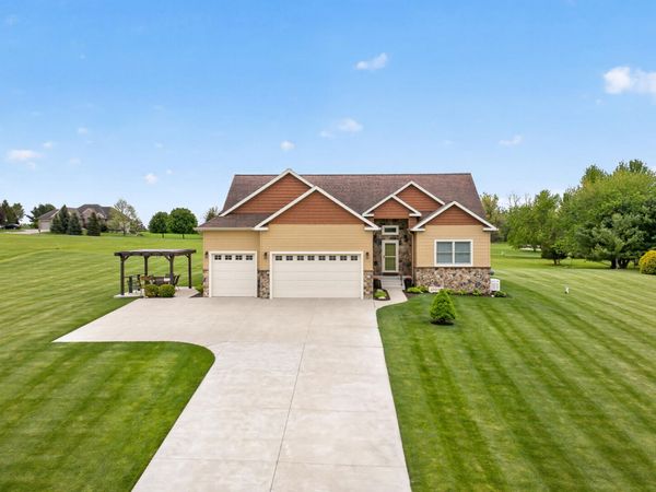 10037 Whitetail Lane, Jackson, MI 49201