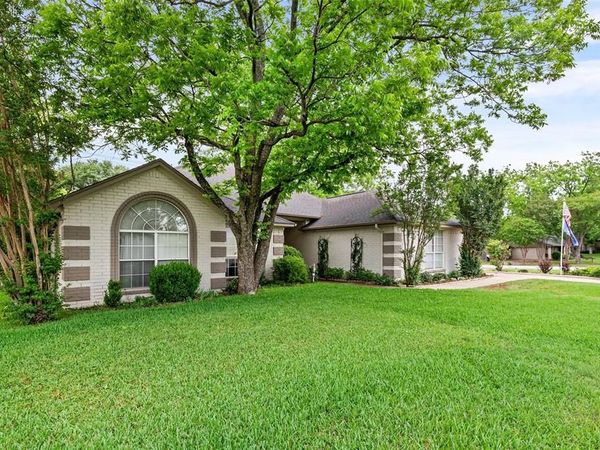 5132 Wedgefield Road , Granbury, TX 76049
