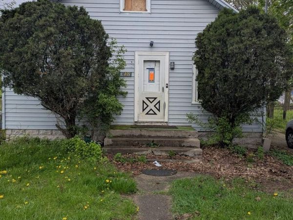 432 Detroit Street, Lansing, MI 48912
