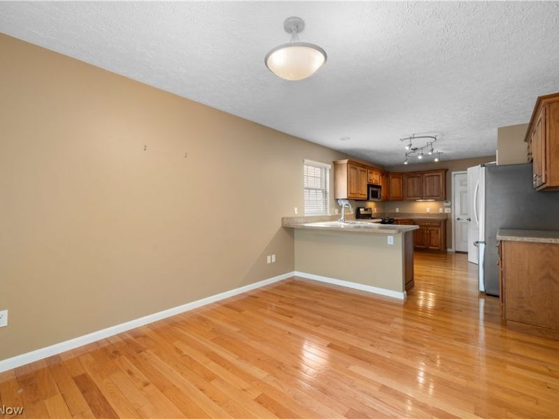 407 Clearbrook Drive , Avon Lake, OH 44012 Photo 18