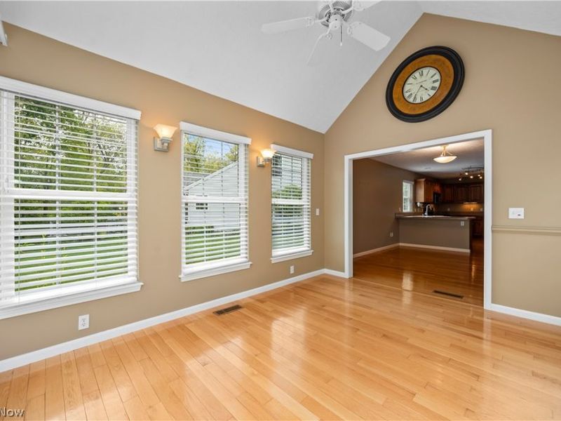 407 Clearbrook Drive , Avon Lake, OH 44012 Photo 24