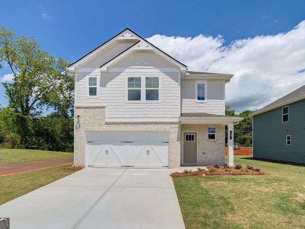15 Armour Pass, Newnan, GA 30263