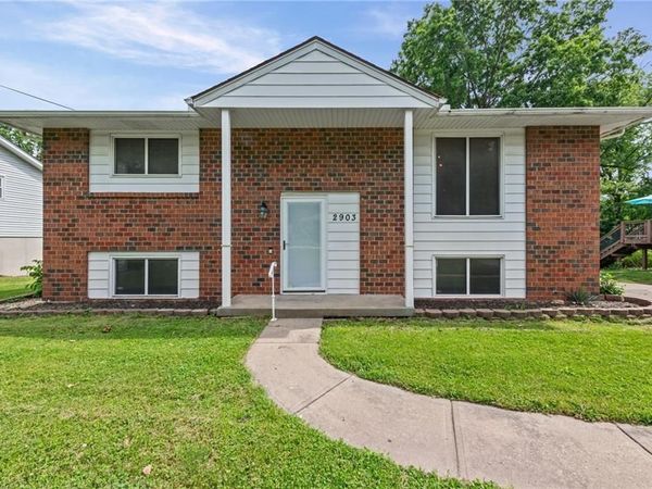 2903 NE 56th Terrace, Gladstone, MO 64119