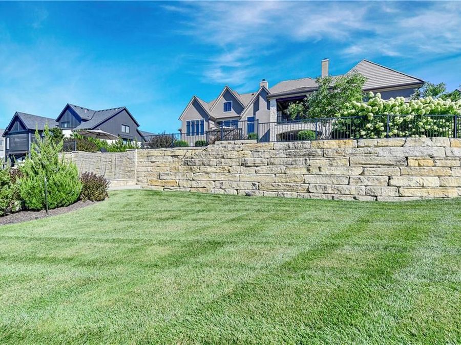 Property Image 76