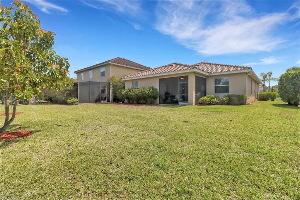 2391 Heydon Cir E, Naples, FL 34120 Photo