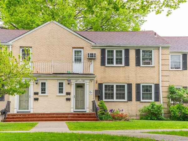 67-58 223 Place , Unit Lower, Oakland Gardens, NY 11364