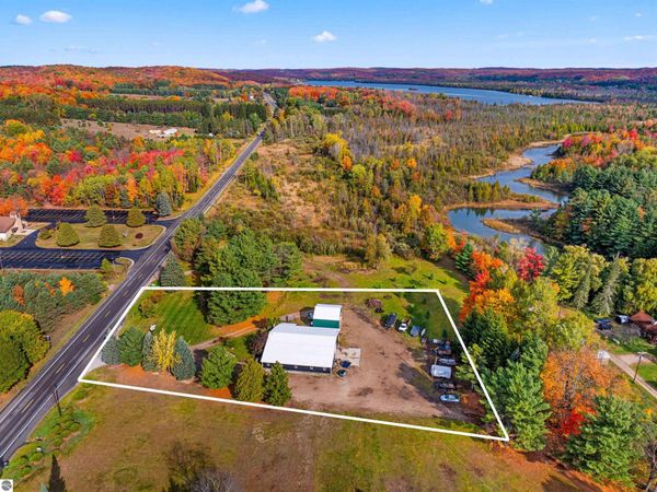 3123 M-88, Bellaire, MI 49615