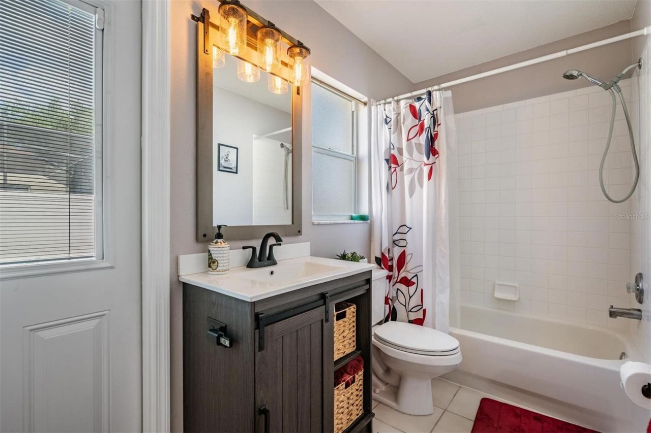 1821 Palm Ridge Place, Valrico, FL 33594 Photo