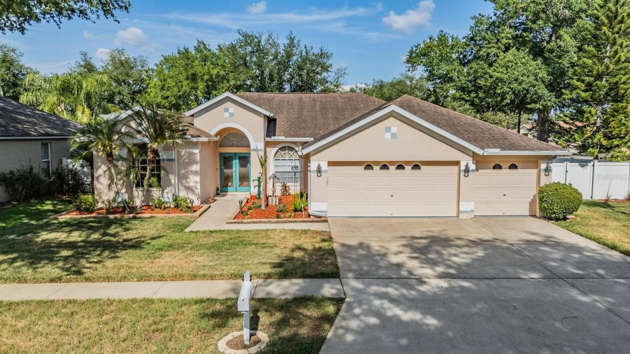 1821 Palm Ridge Place, Valrico, FL 33594 Photo