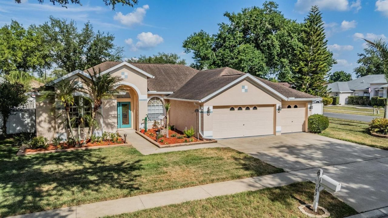 1821 Palm Ridge Place, Valrico, FL 33594 Photo