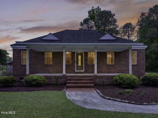 575 Island Creek Road, Rocky Point, NC 28457