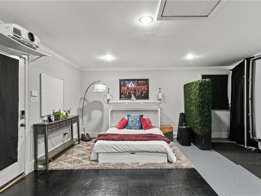 Property Image 57