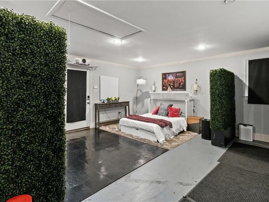 Property Image 58