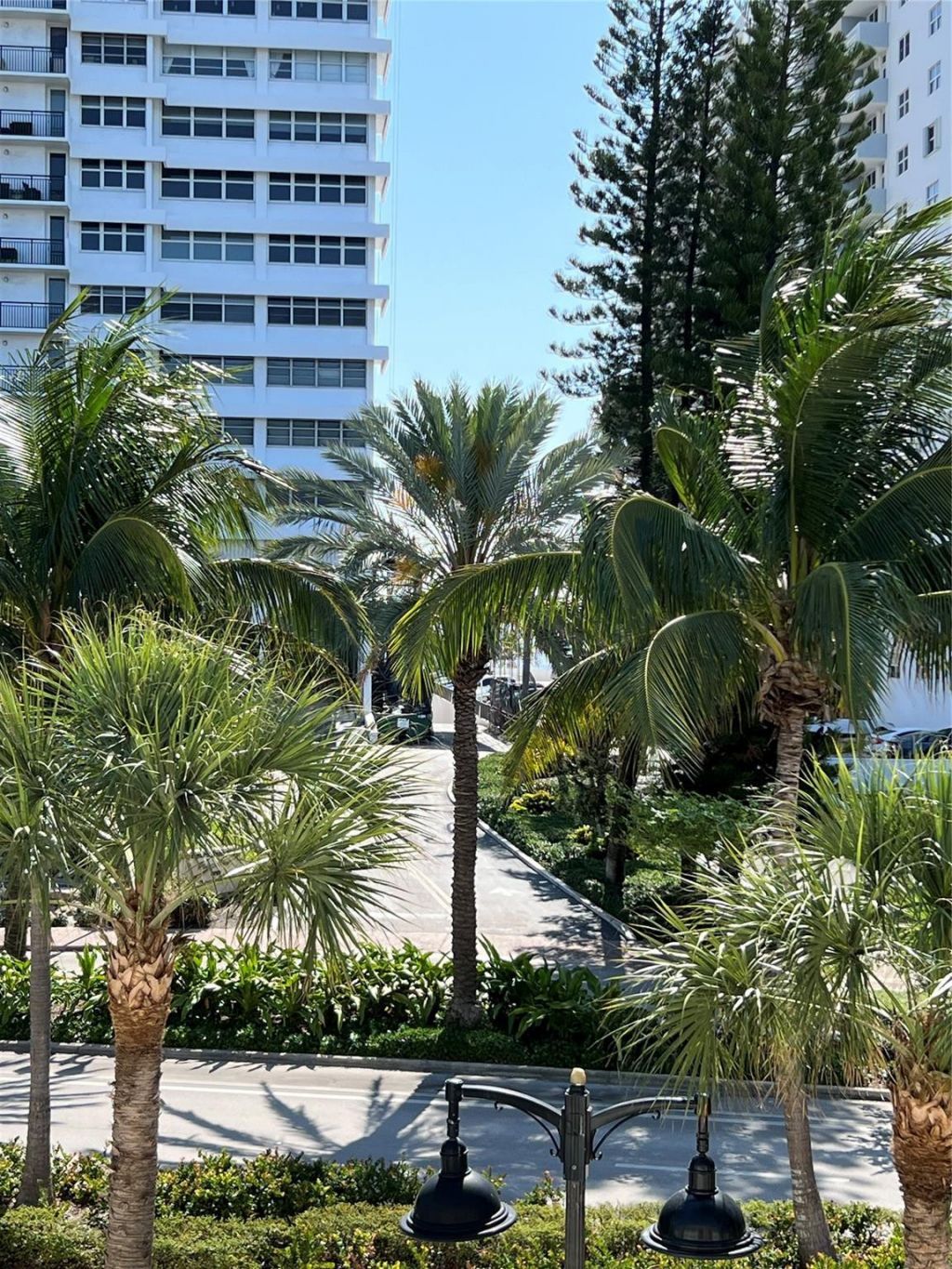 4143 N Ocean Boulevard, Unit 308, Fort Lauderdale, FL 33308 Photo