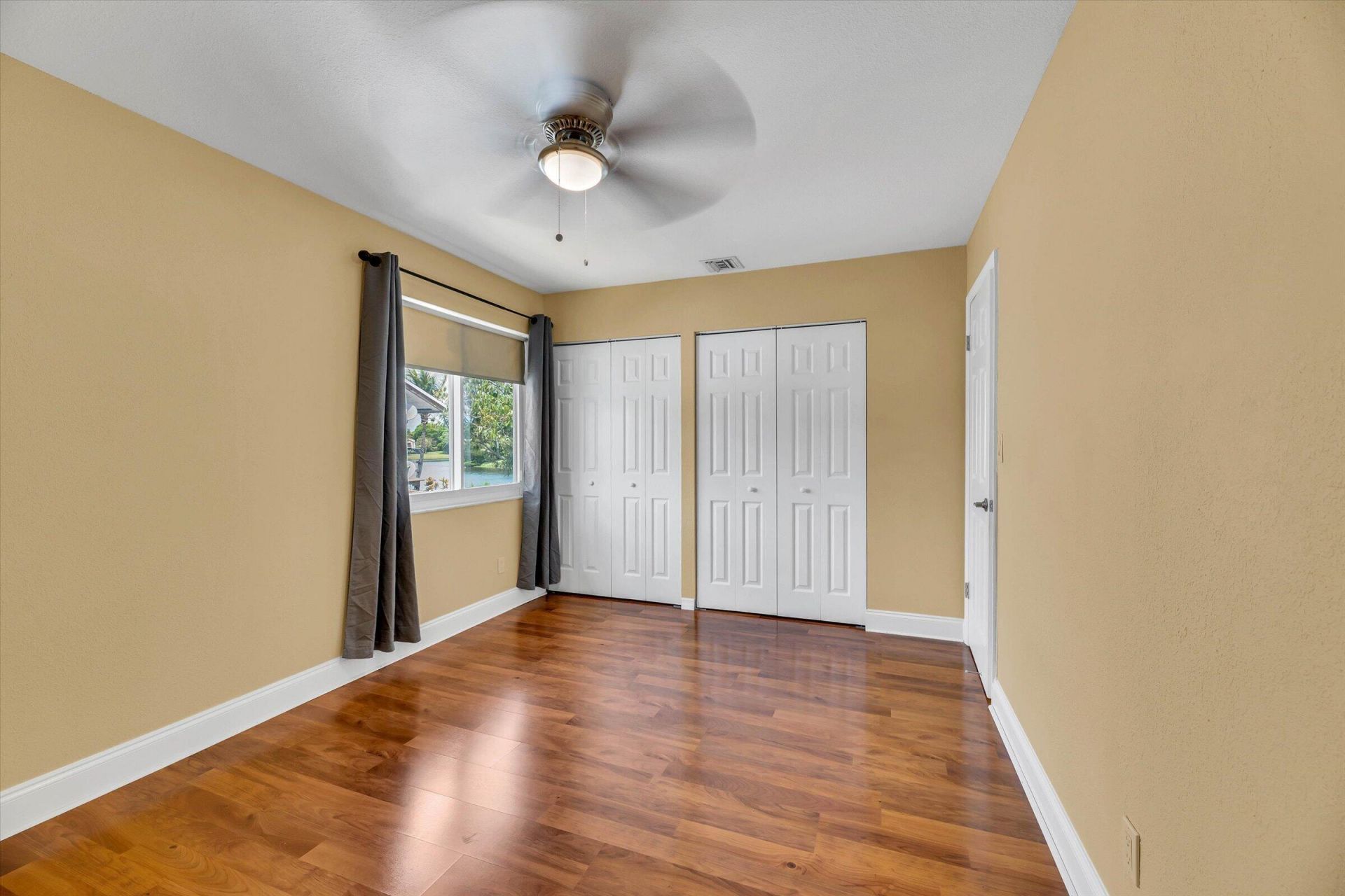 621 SW 98th Terrace, Pembroke Pines, FL 33025 Photo