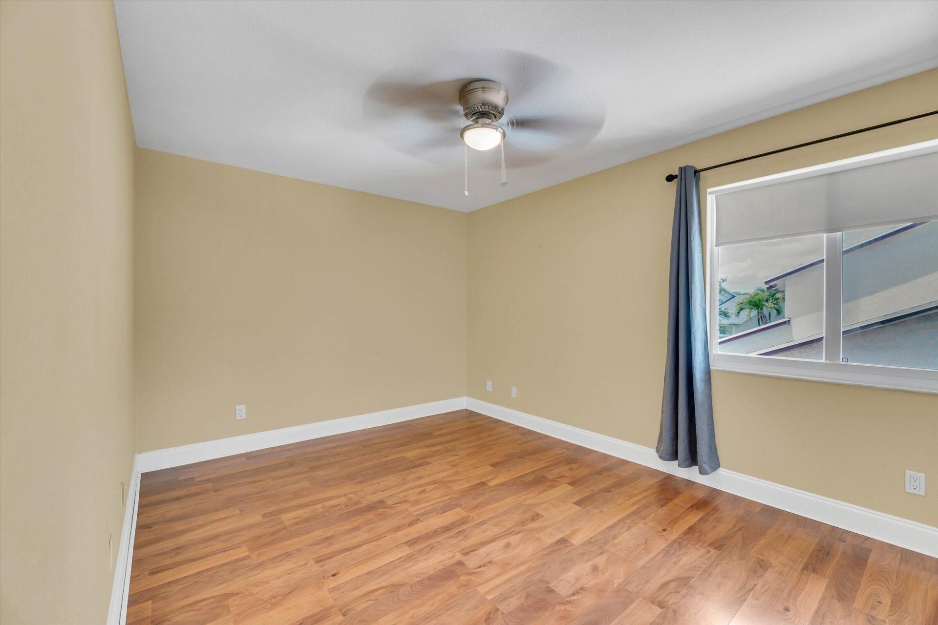 621 SW 98th Terrace, Pembroke Pines, FL 33025 Photo