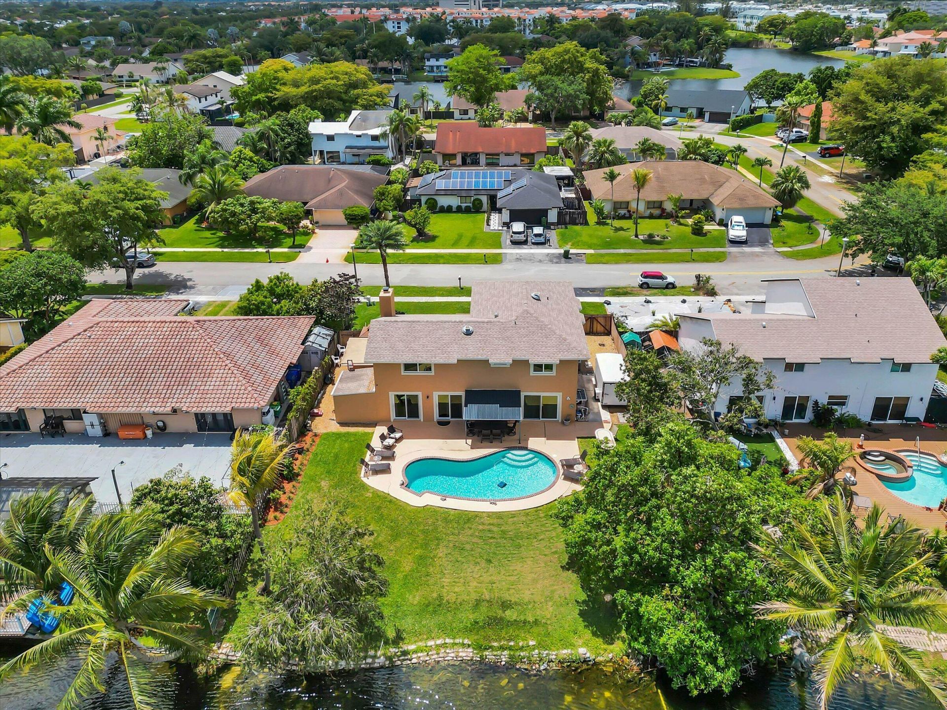 621 SW 98th Terrace, Pembroke Pines, FL 33025 Photo