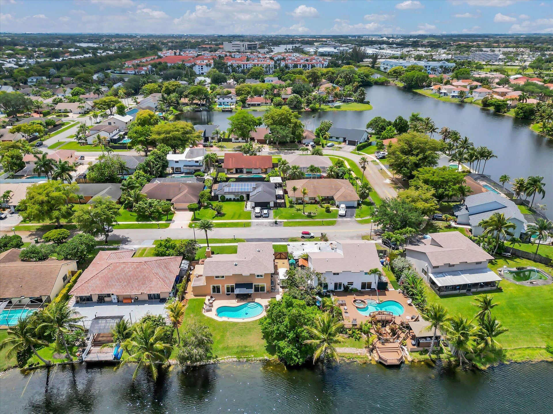 621 SW 98th Terrace, Pembroke Pines, FL 33025 Photo