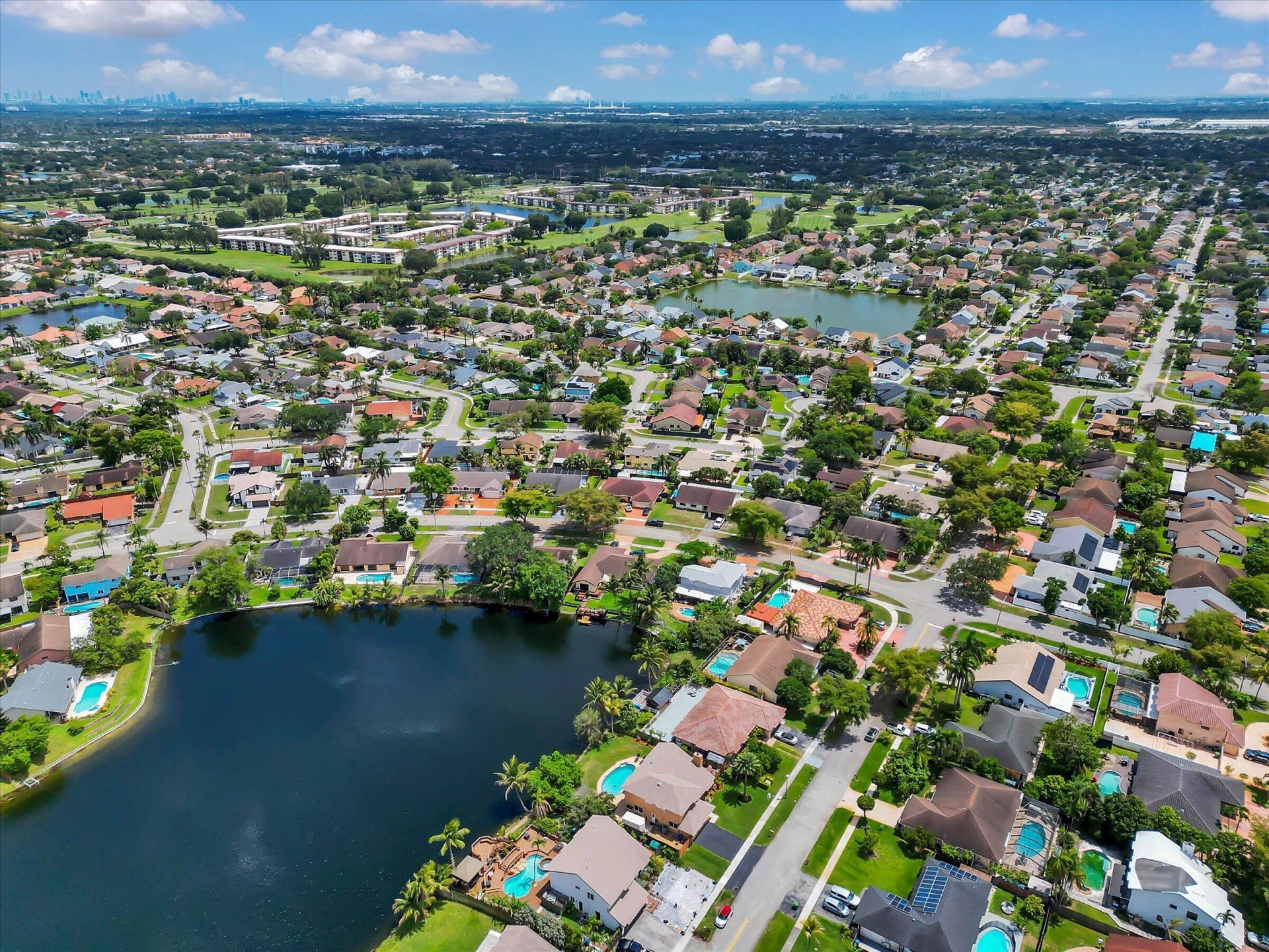 621 SW 98th Terrace, Pembroke Pines, FL 33025 Photo