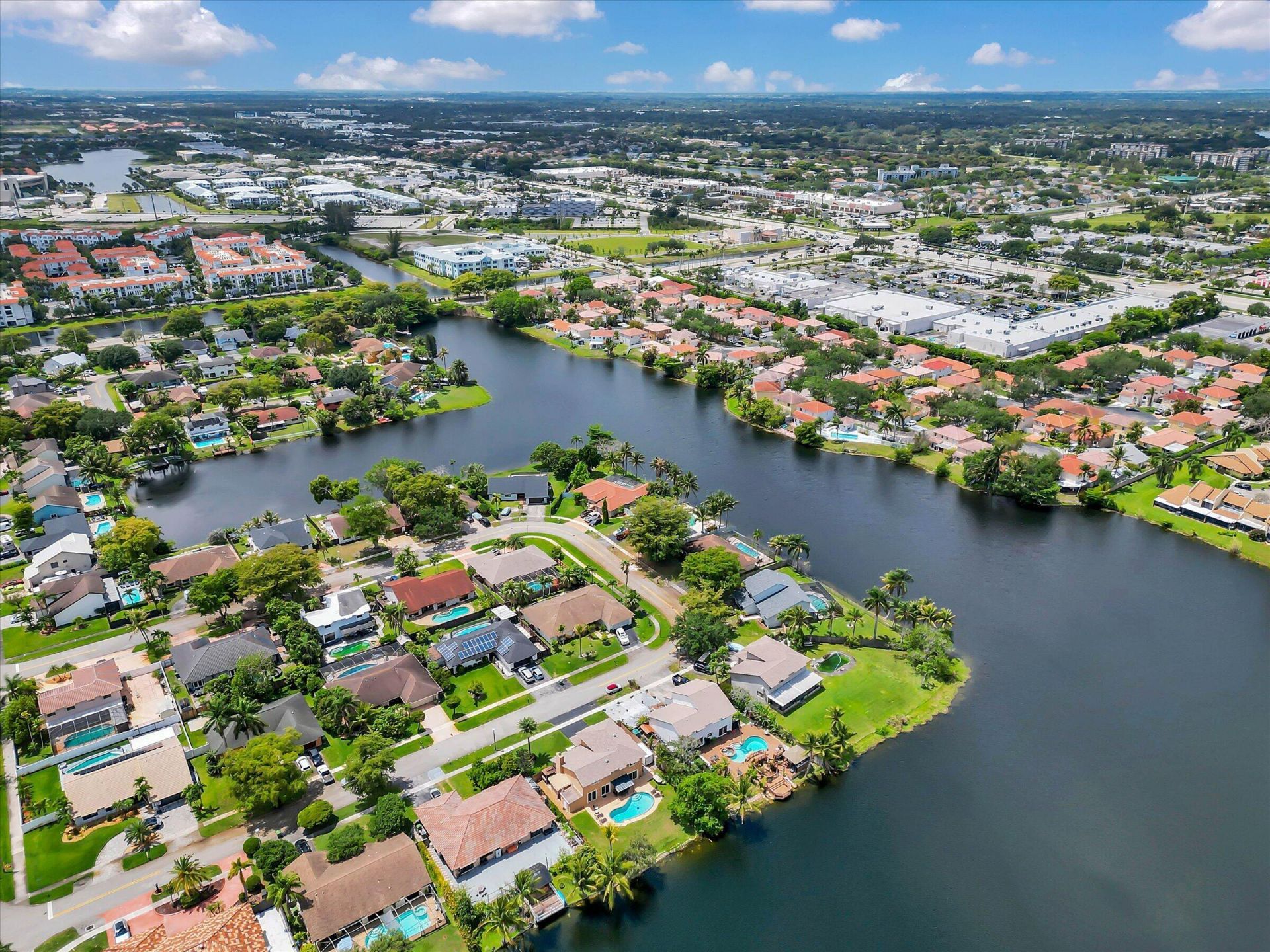 621 SW 98th Terrace, Pembroke Pines, FL 33025 Photo