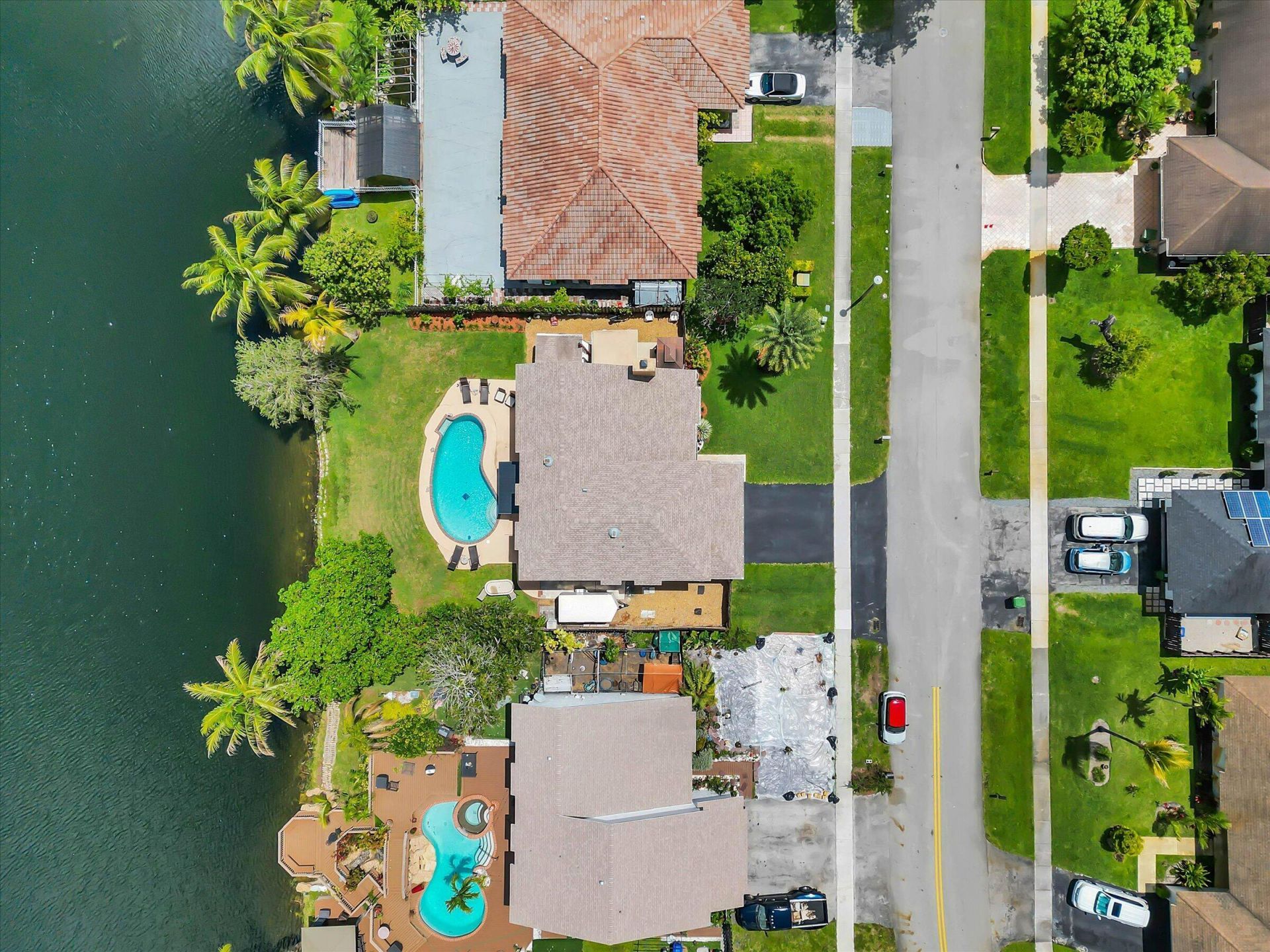 621 SW 98th Terrace, Pembroke Pines, FL 33025 Photo