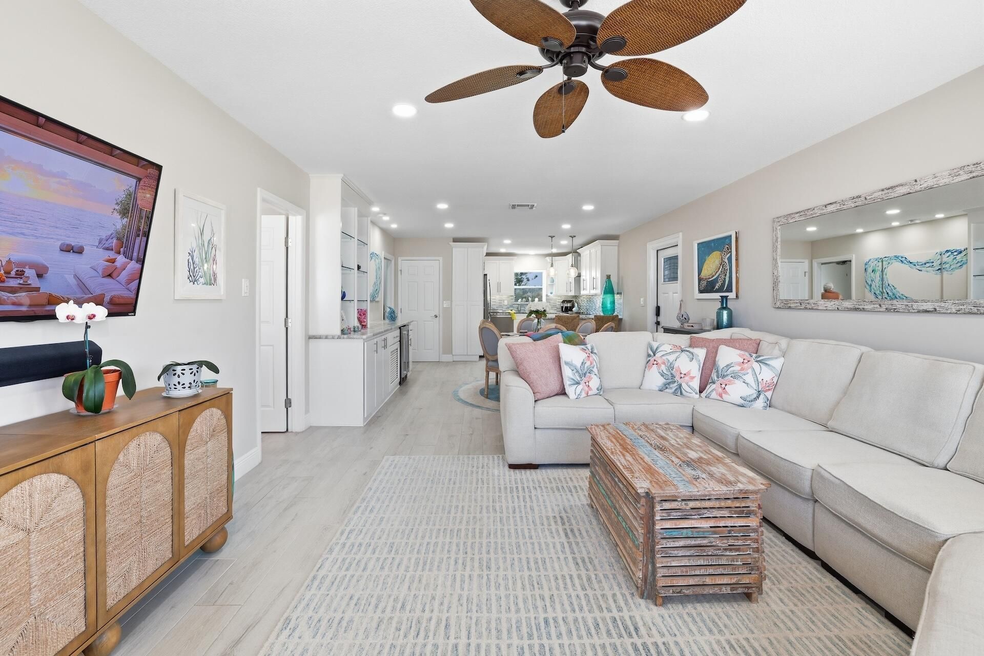 1457 NE Ocean Boulevard, Unit 8, Stuart, FL 34996 Photo