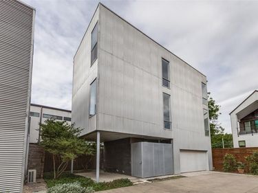 2323 Rusk Place, Dallas, TX 75204