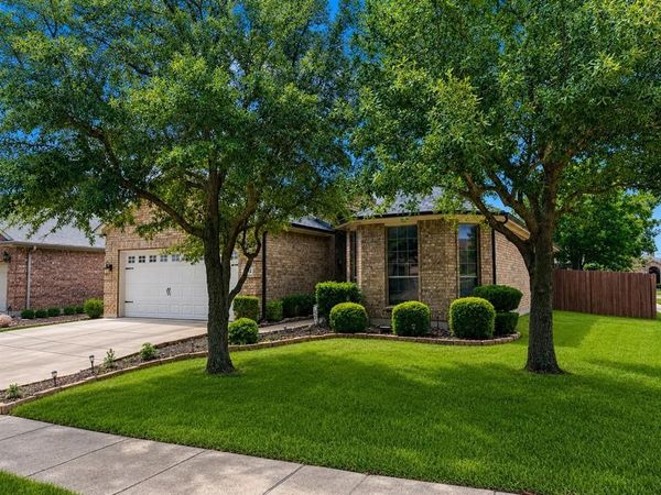 2612 Twinflower Drive , Fort Worth, TX 76244