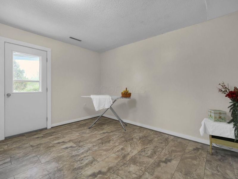 12778 Claylick Road SE, Heath, OH 43056 Photo 30