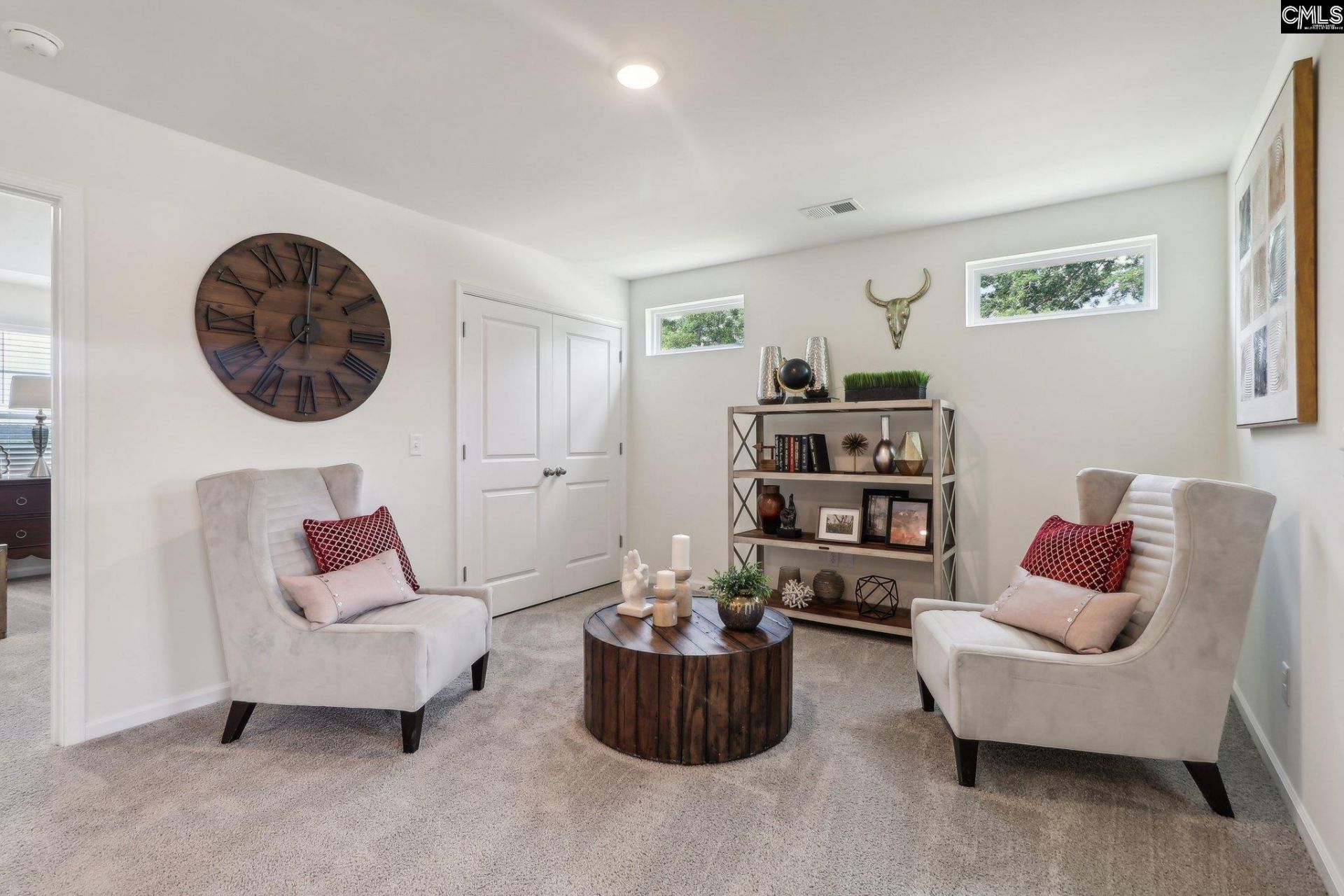 598 Griffon Drive Photo 26