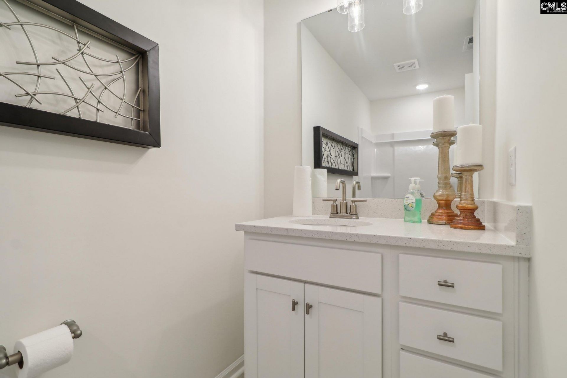 598 Griffon Drive Photo 36