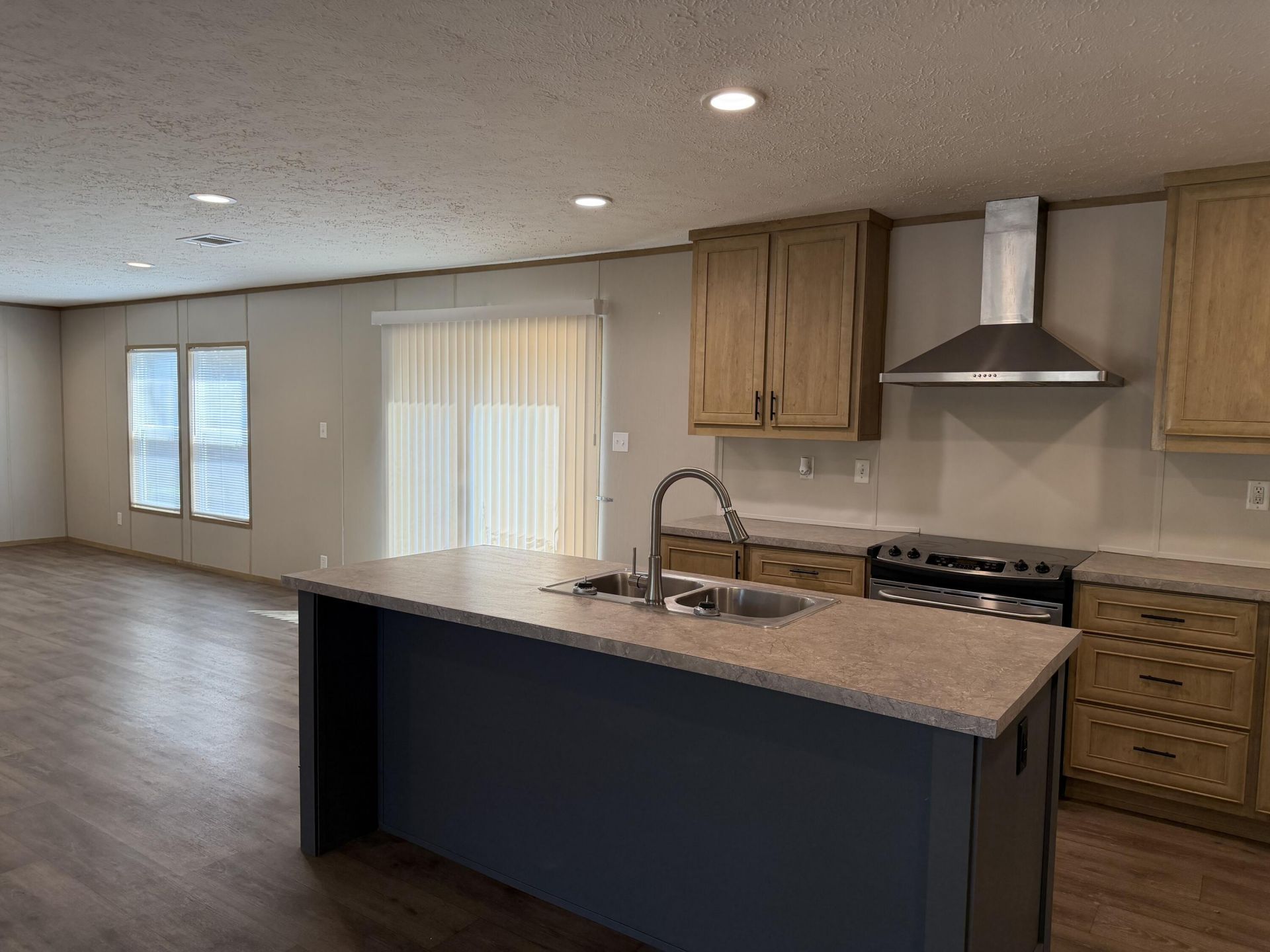 115 Ash Hill Drive Photo 11