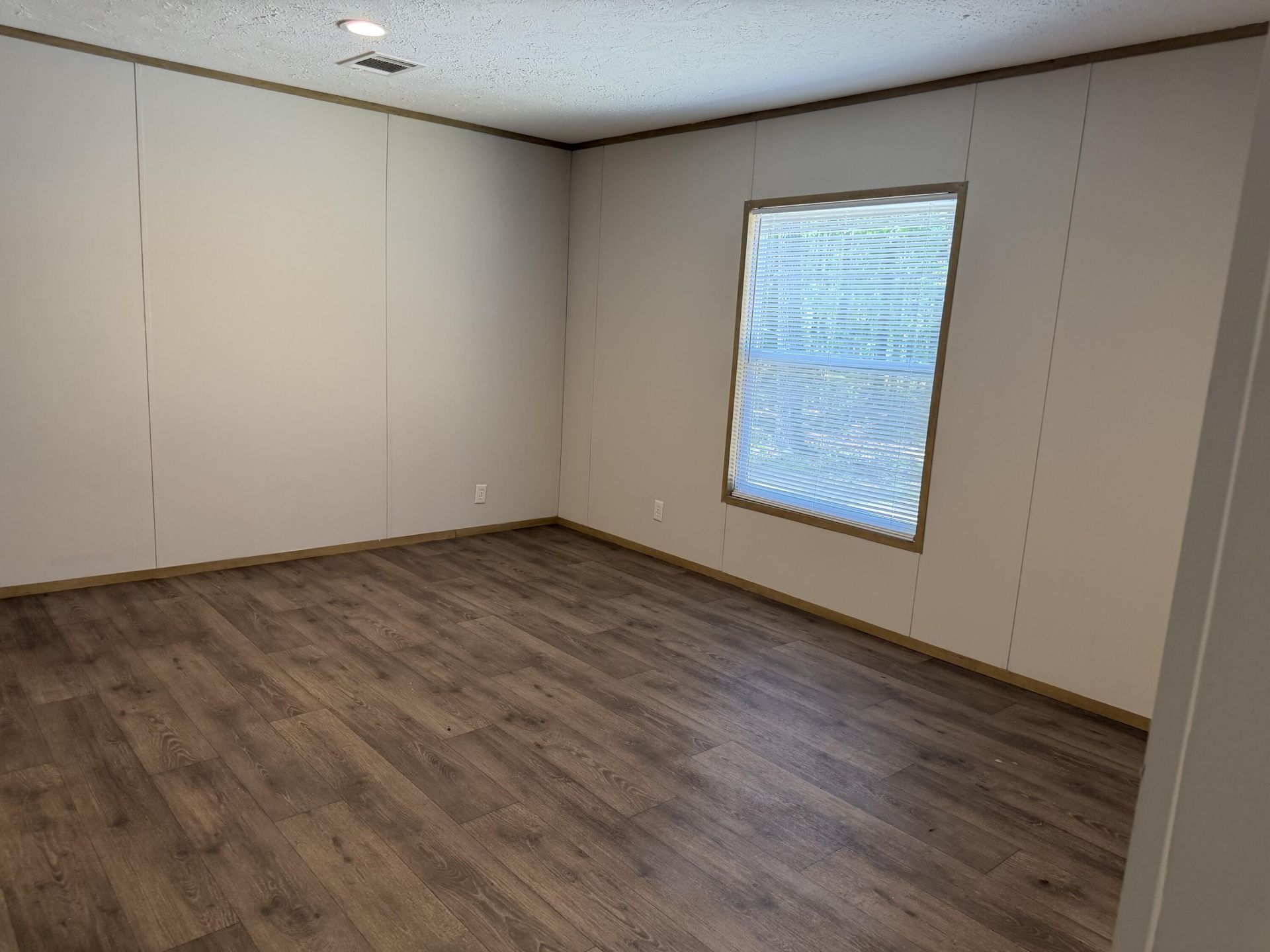 115 Ash Hill Drive Photo 13