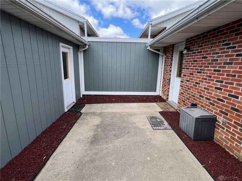 4512 E Ridgewood Road, Springfield, OH 45503 Photo 17