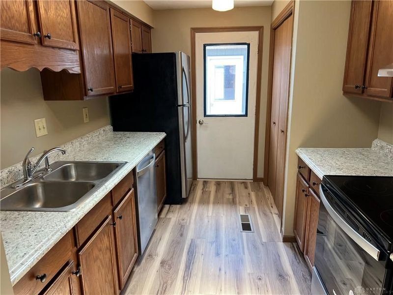 4512 E Ridgewood Road, Springfield, OH 45503 Photo 27