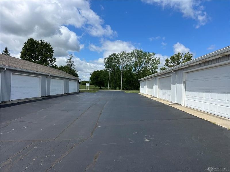 4512 E Ridgewood Road, Springfield, OH 45503 Photo 4