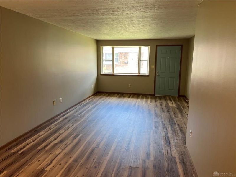 4512 E Ridgewood Road, Springfield, OH 45503 Photo 6