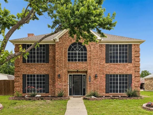 2069 Cameo Drive, Lewisville, TX 75067