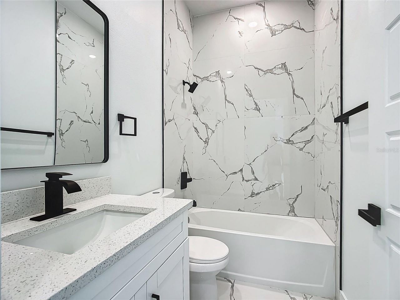 2105 Dorman Rock Place , Plant City, FL 33565 Photo
