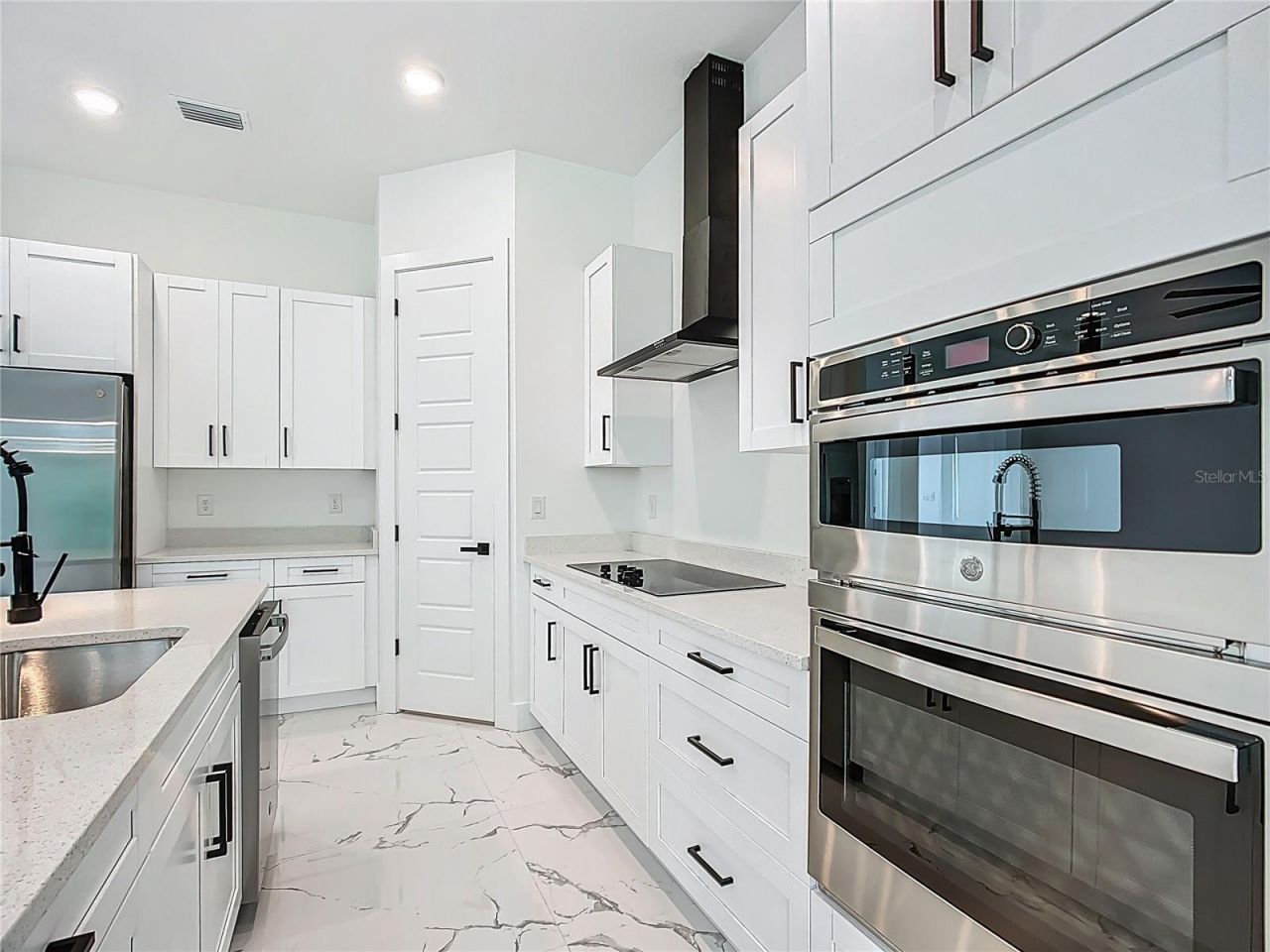 2105 Dorman Rock Place , Plant City, FL 33565 Photo