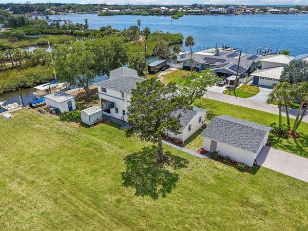 8212 HAYWARD LANE, PORT RICHEY, FL 34668