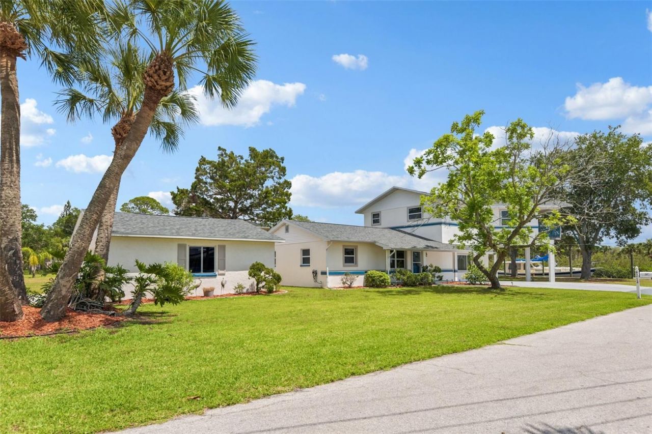 8212 Hayward Lane, Port Richey, FL 34668 Photo