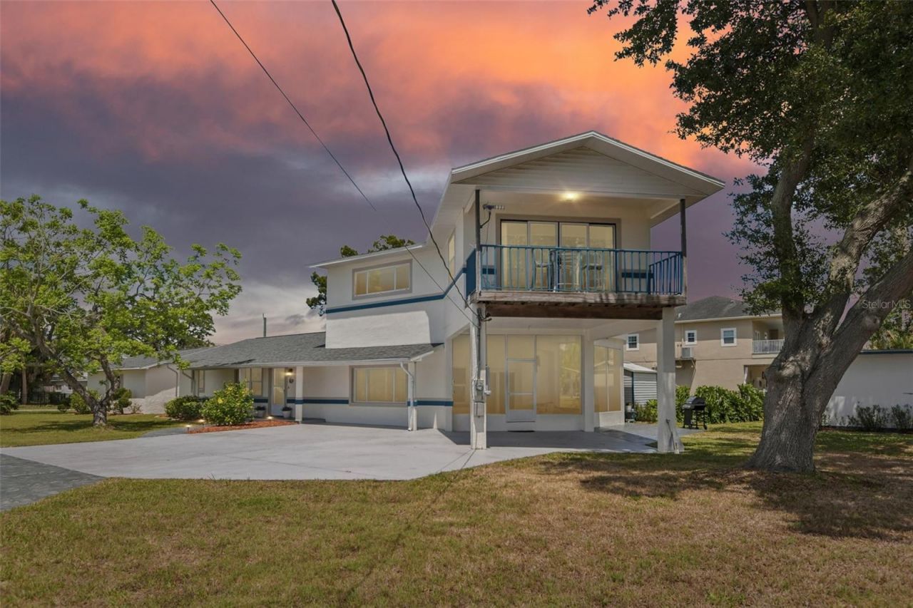 8212 Hayward Lane, Port Richey, FL 34668 Photo