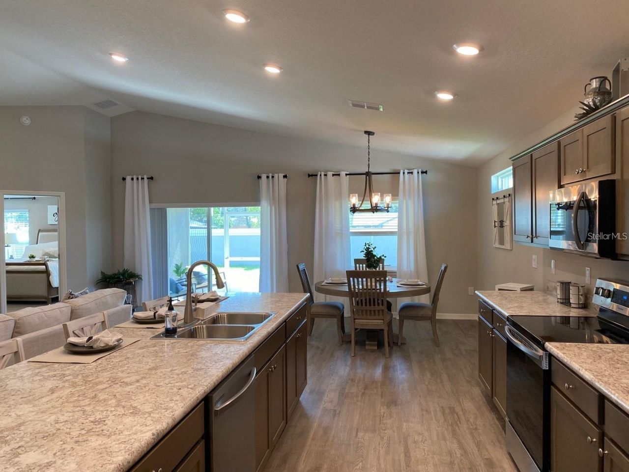 6392 Gardner Drive, Lakeland, FL 33813 Photo