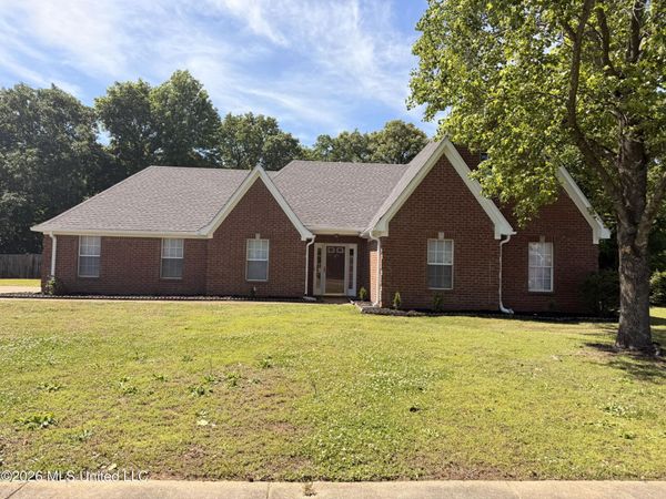 2345 Greencliff Drive, Southaven, MS 38672