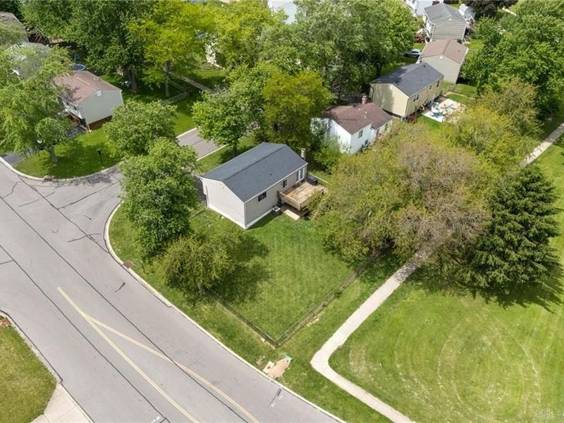 100 Wickham Farm Drive, Englewood, OH 45322 Photo 37