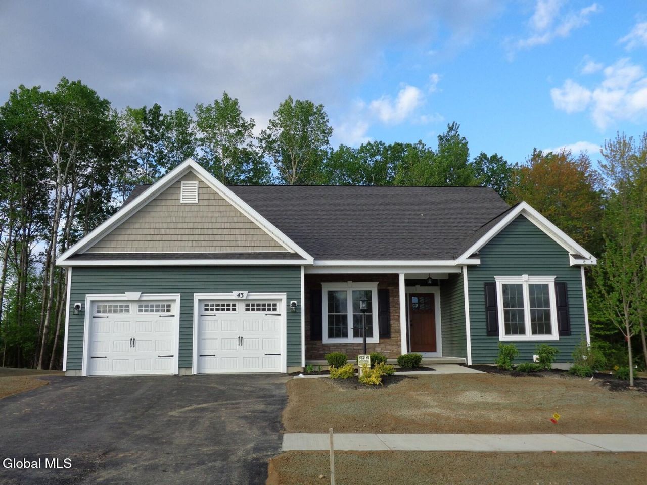 13 Jack Drive, Mechanicville, NY 12118 Main Photo