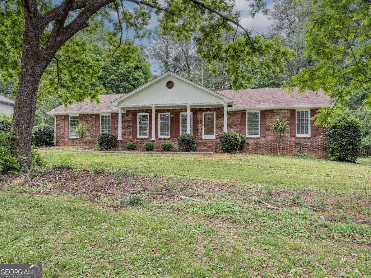 2764 Amberly Way, Snellville, GA 30078 Main Photo