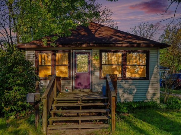 521 Gayle Avenue, Kalamazoo, MI 49048